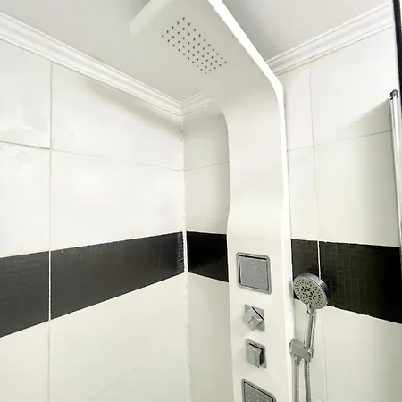 White 2 布加勒斯特 Exterior photo